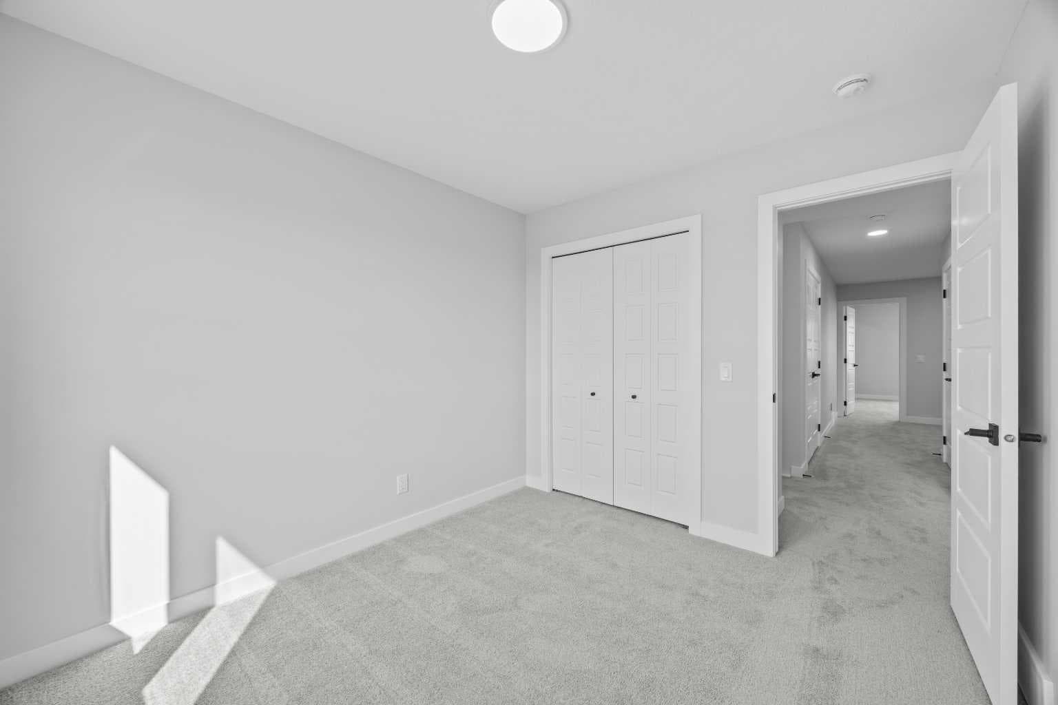 49 Hotchkiss Gardens SE