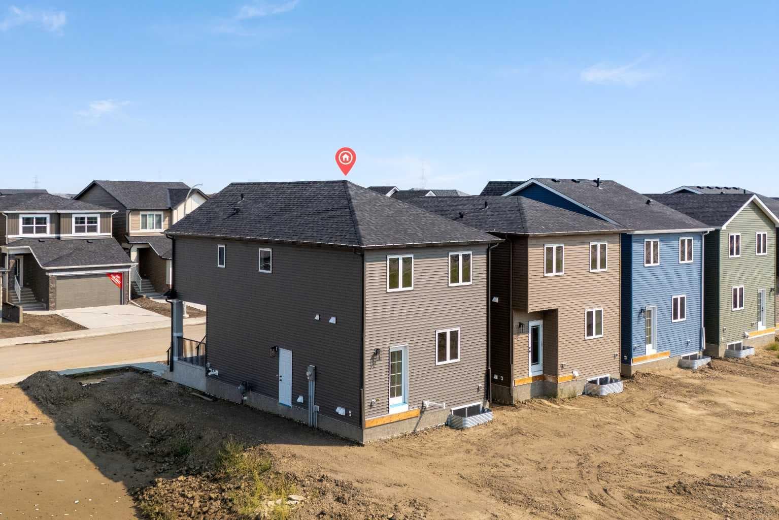 49 Hotchkiss Gardens SE