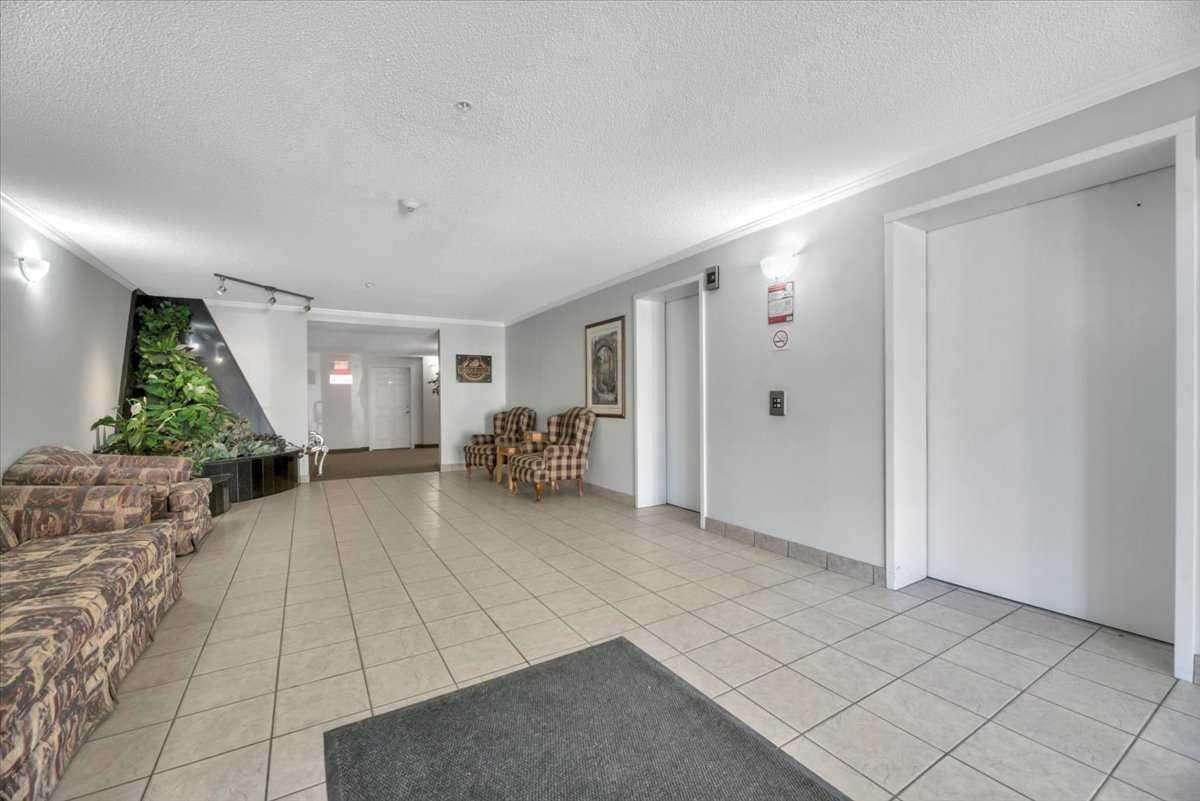 1309, 950 Arbour Lake Road NW