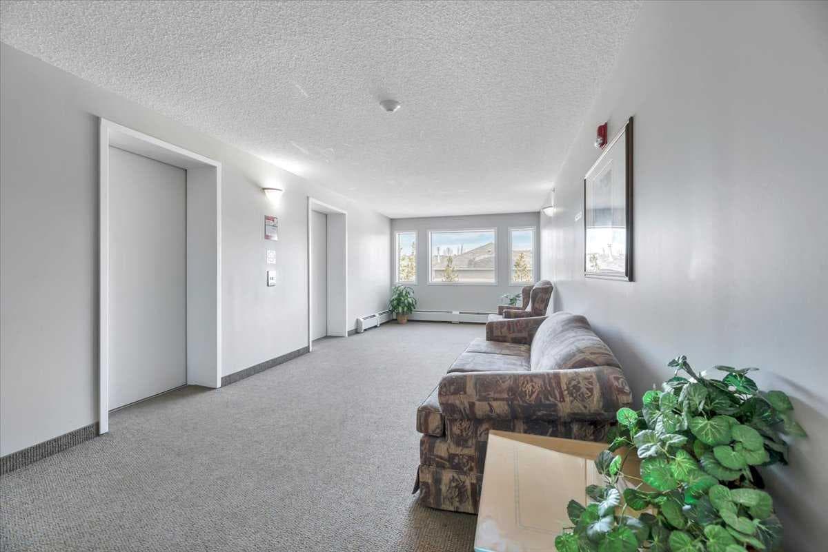 1309, 950 Arbour Lake Road NW