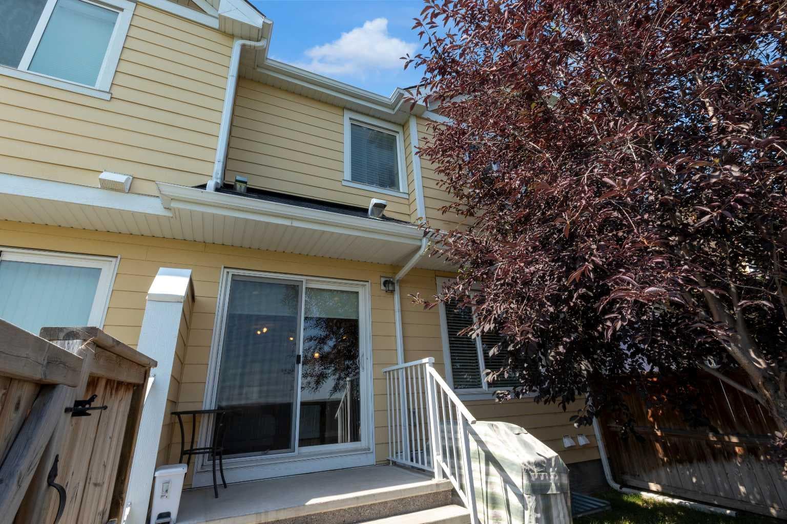 802, 2400 Ravenswood View SE