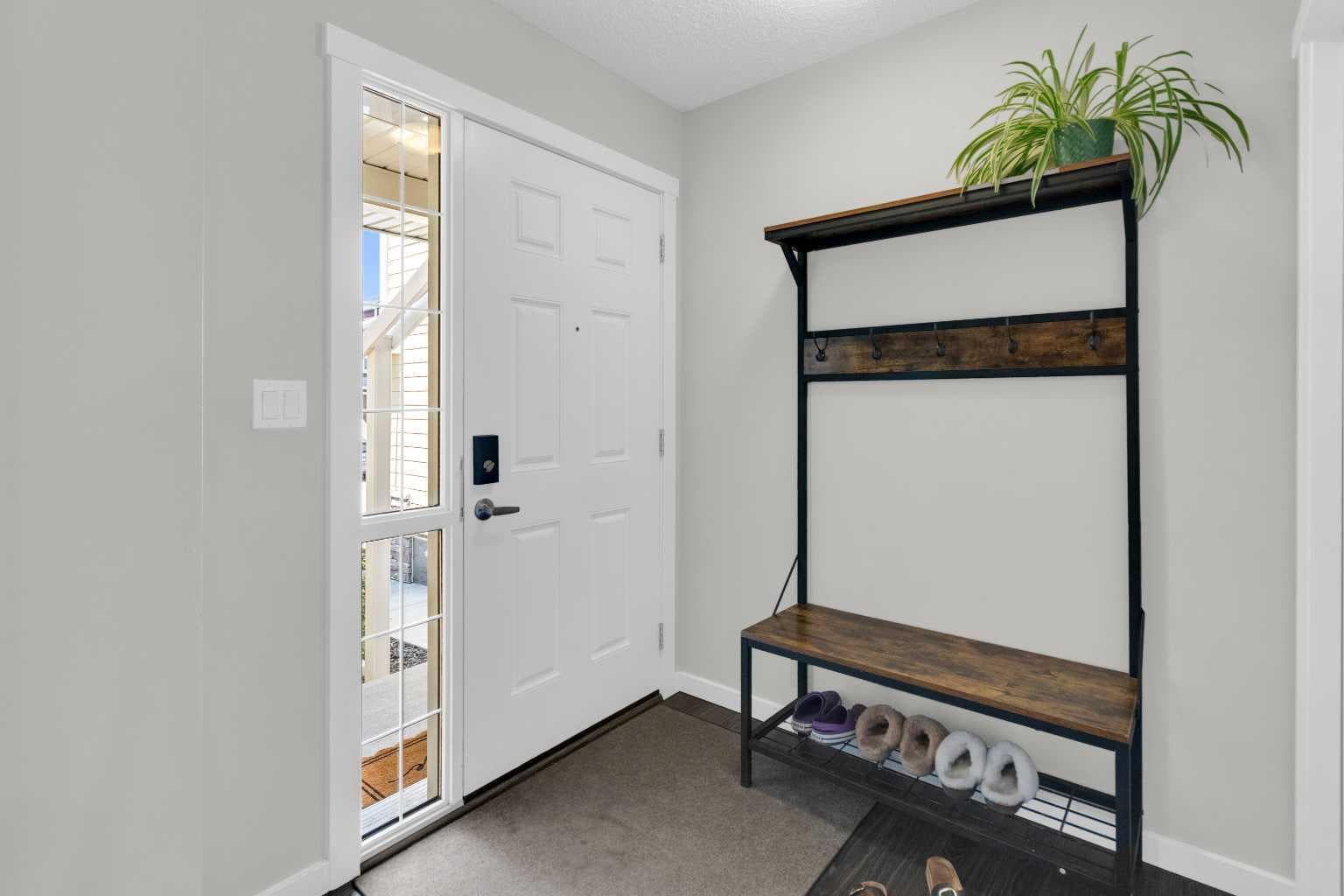 802, 2400 Ravenswood View SE