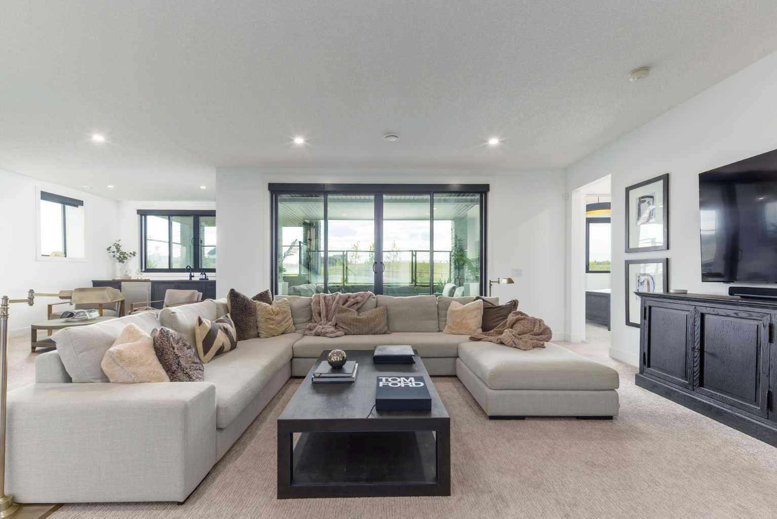 61 Silverhorn Boulevard 