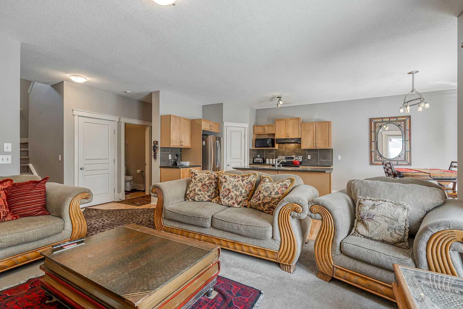 177 Cougartown Circle SW