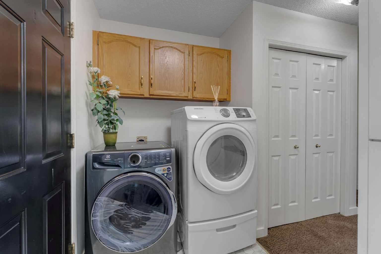 280140 Township Road 241A  