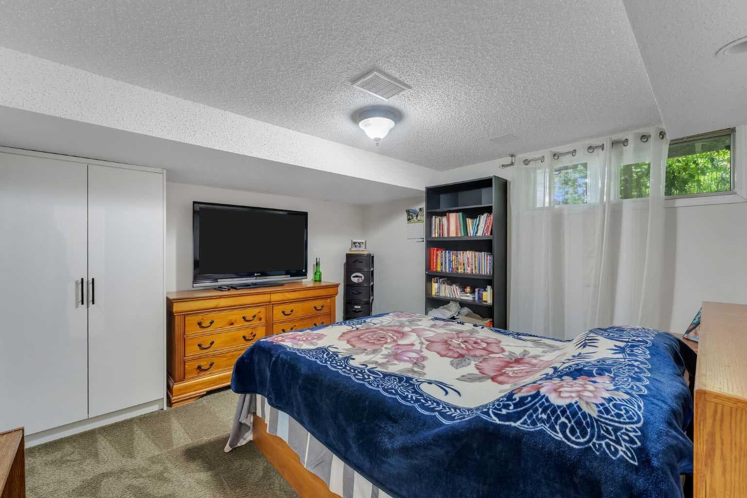 280140 Township Road 241A  