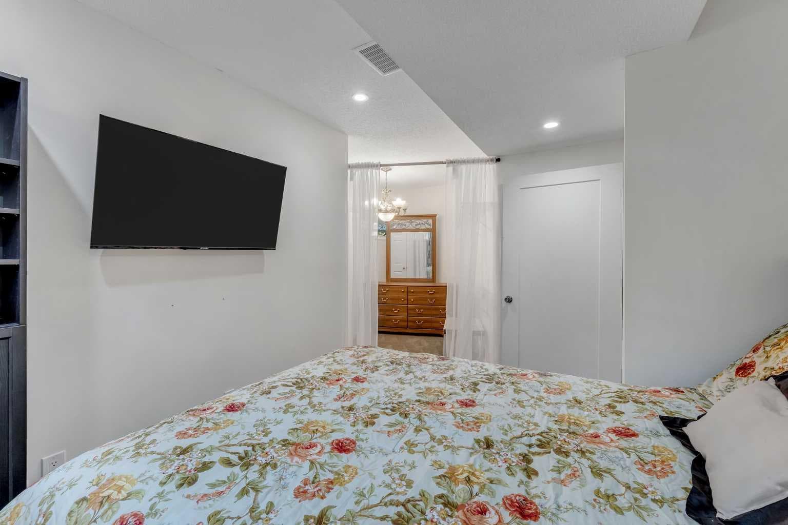 280140 Township Road 241A  