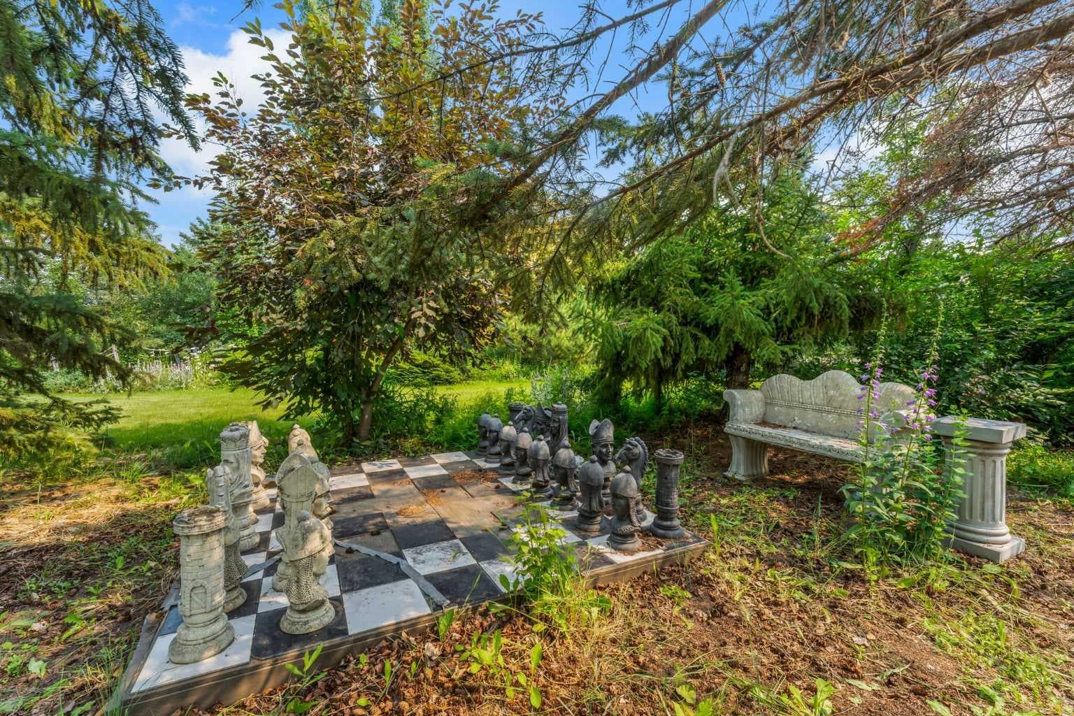 280140 Township Road 241A  