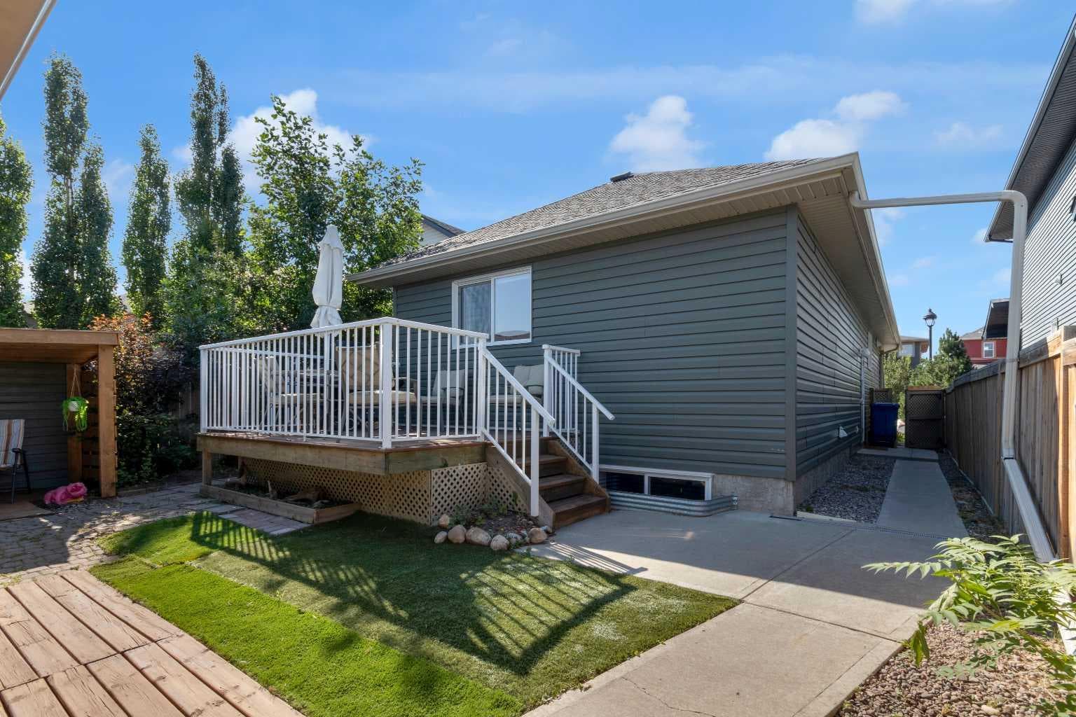 44 Ravenslea Crescent SE