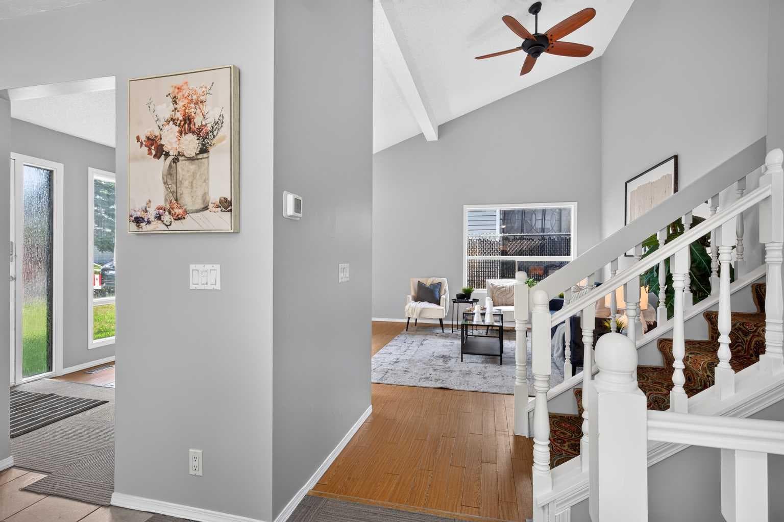 258 Summerwood Place SE