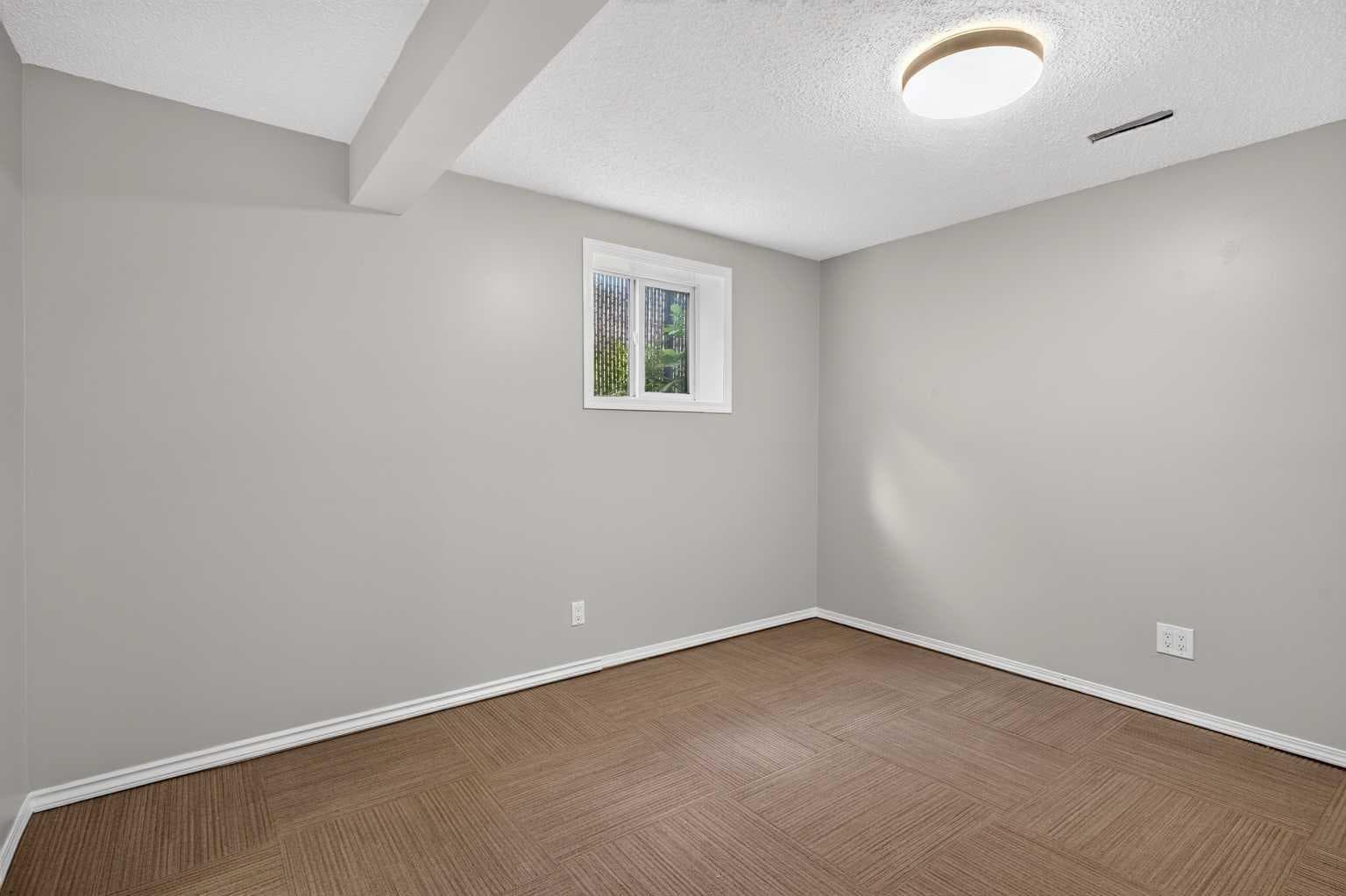 258 Summerwood Place SE