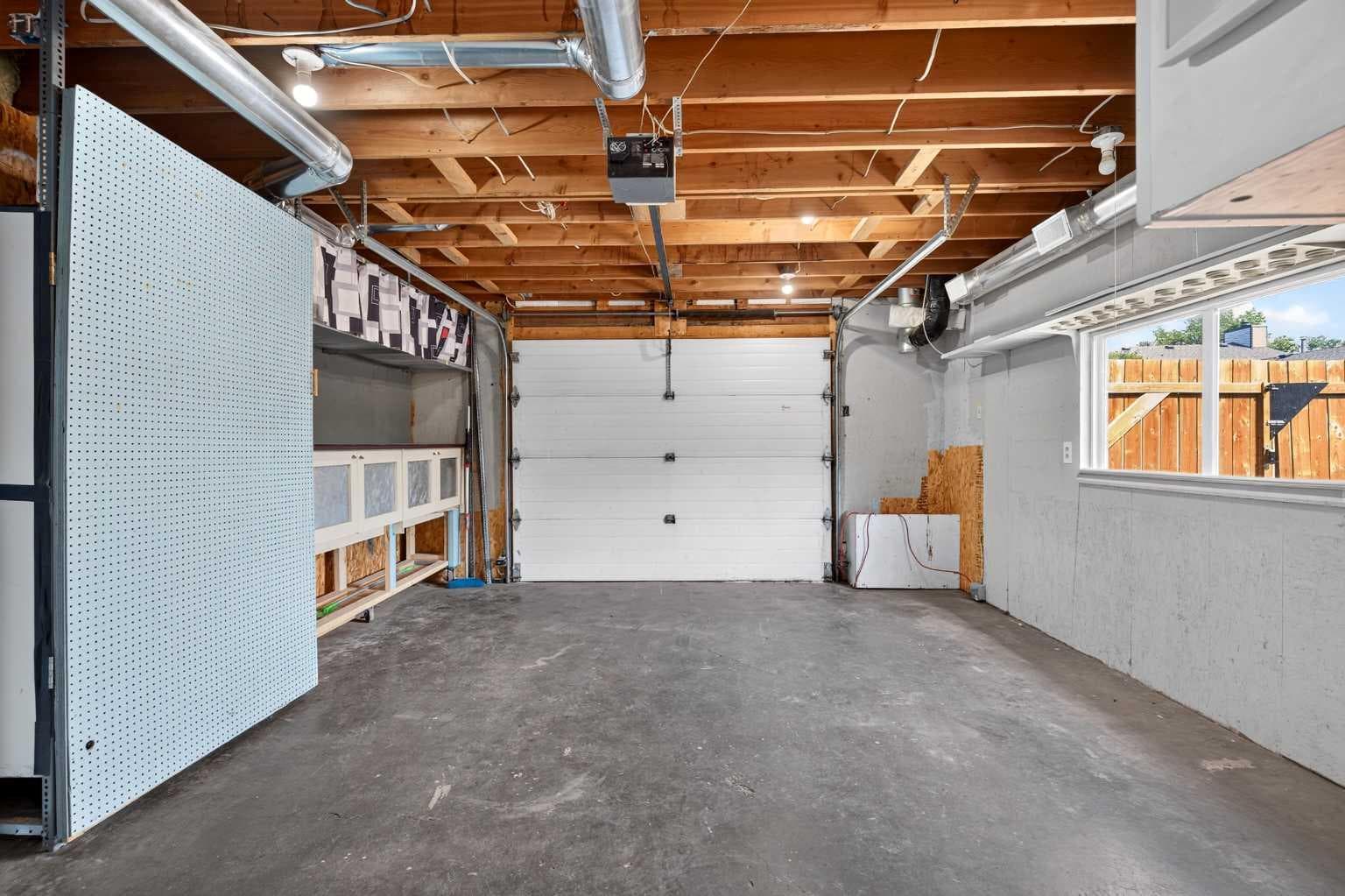 258 Summerwood Place SE