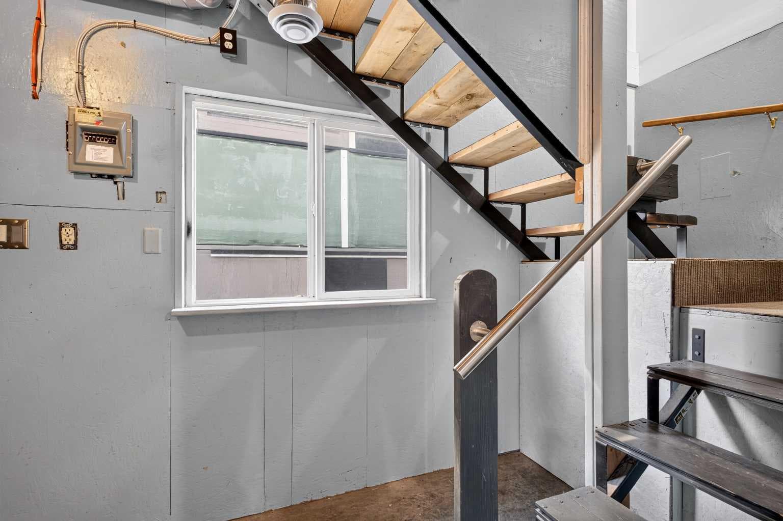 258 Summerwood Place SE