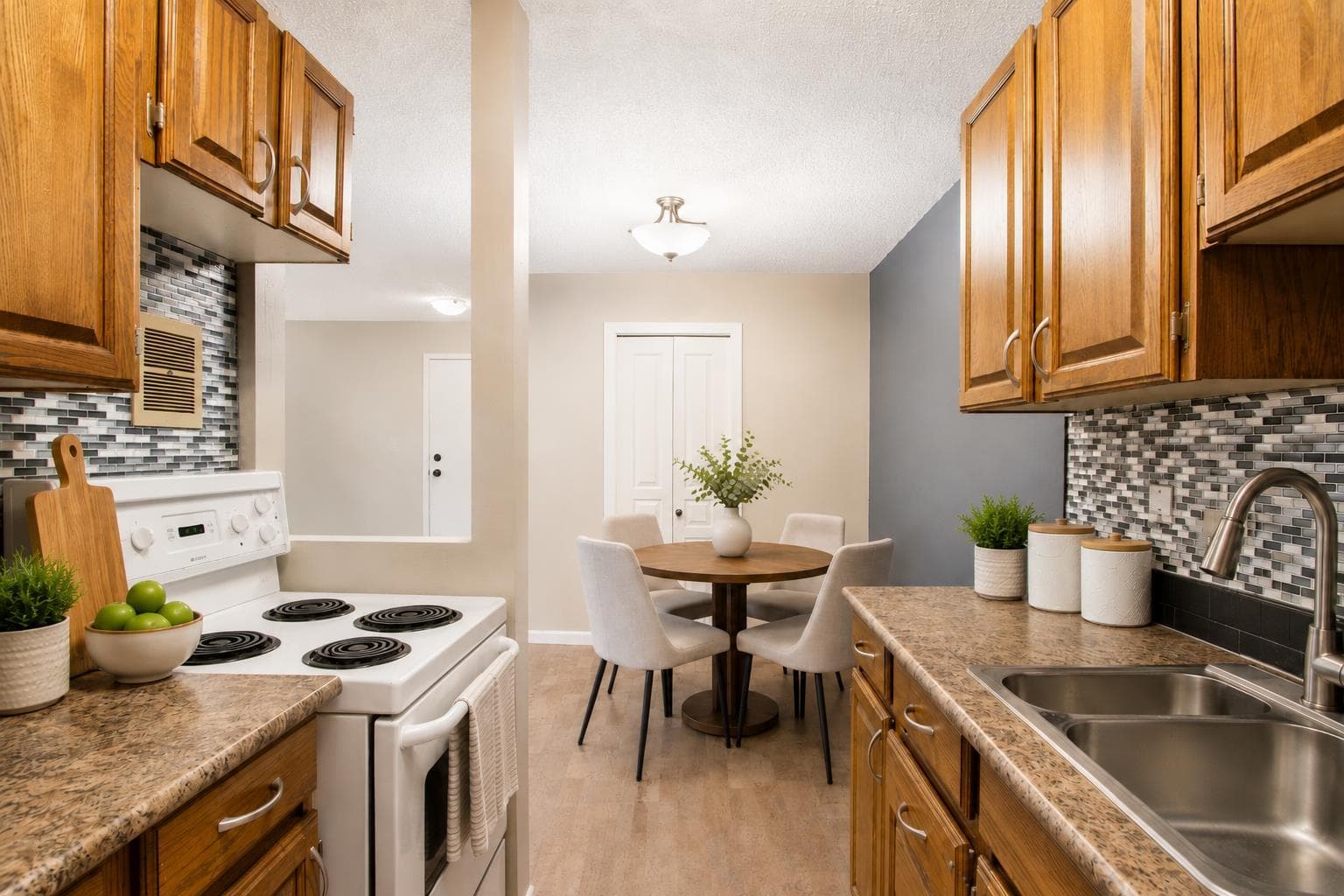 522, 6400 Coach Hill Road SW