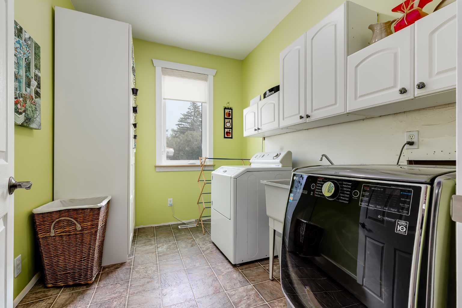 280166 TWP RD 240  