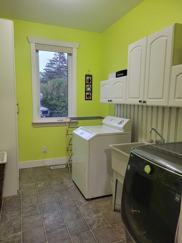 280166 TWP RD 240  