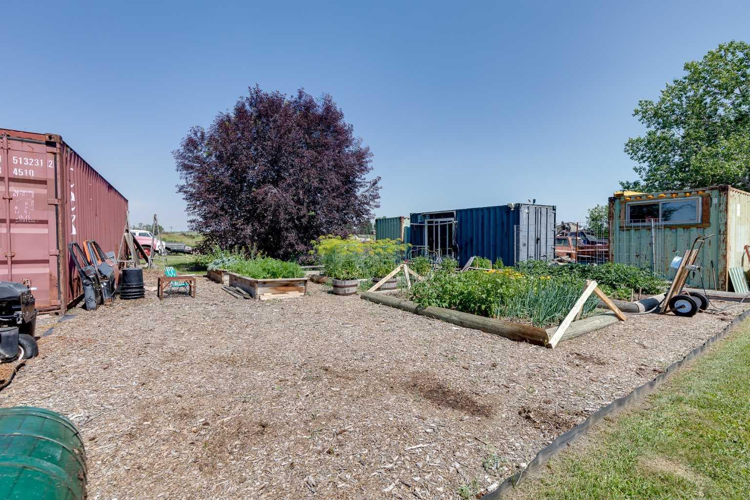 280166 TWP RD 240  