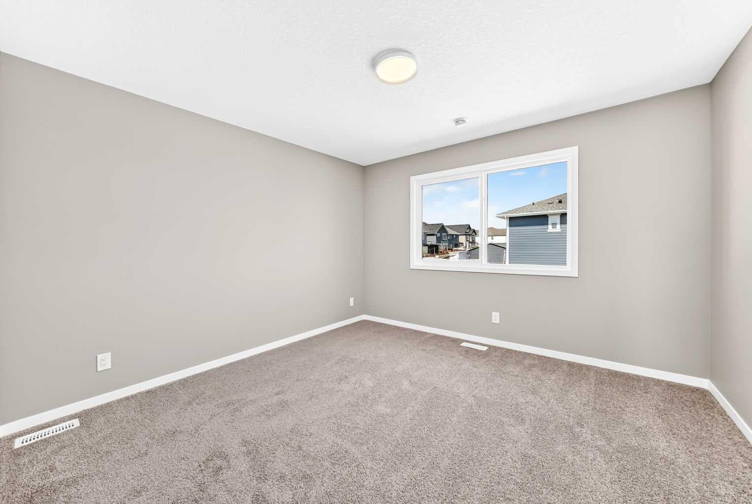 1304 Mahogany Boulevard SE