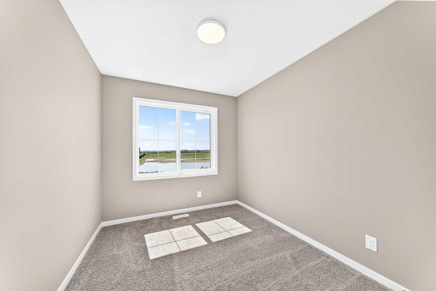 1304 Mahogany Boulevard SE