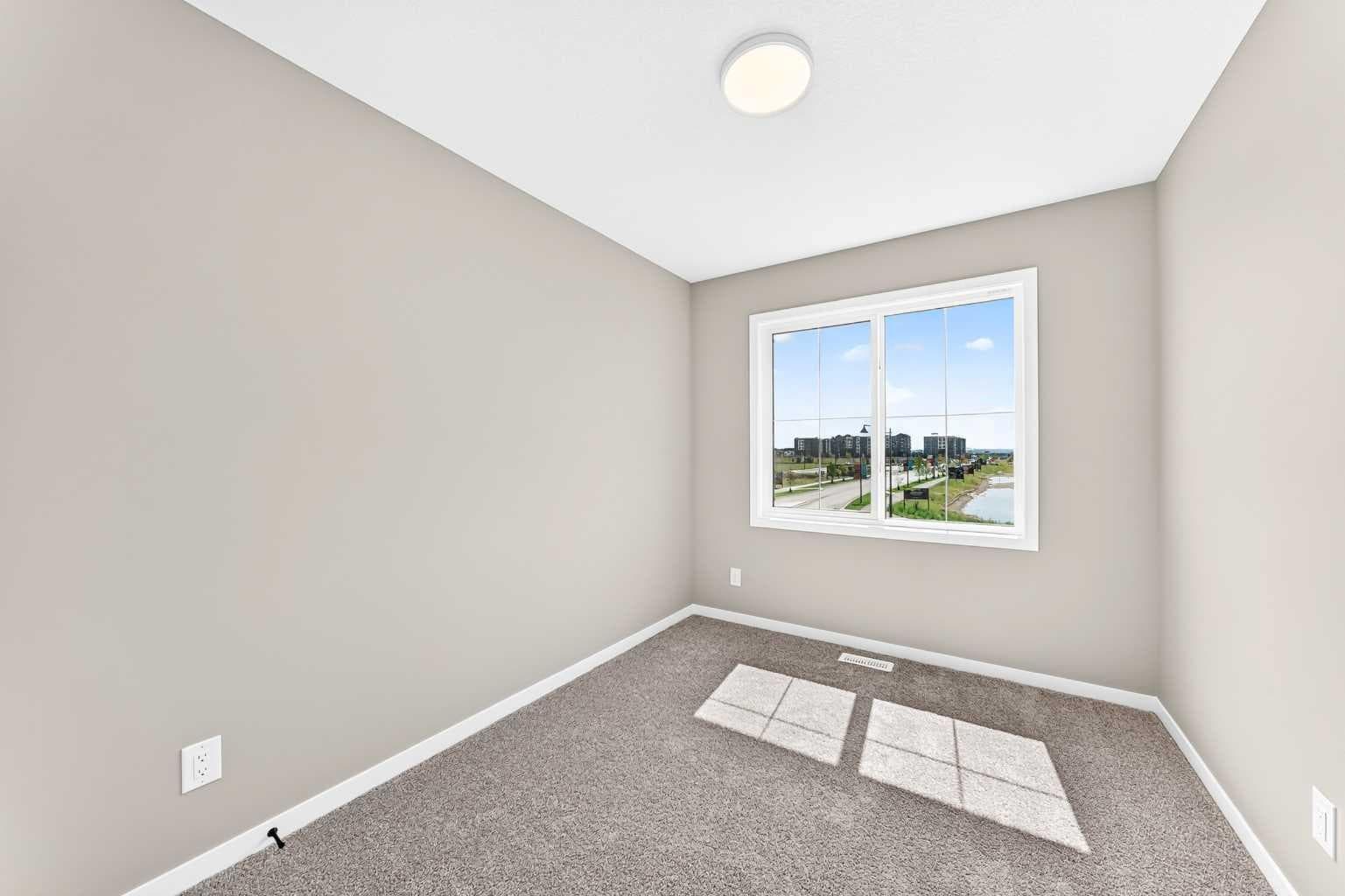 1304 Mahogany Boulevard SE