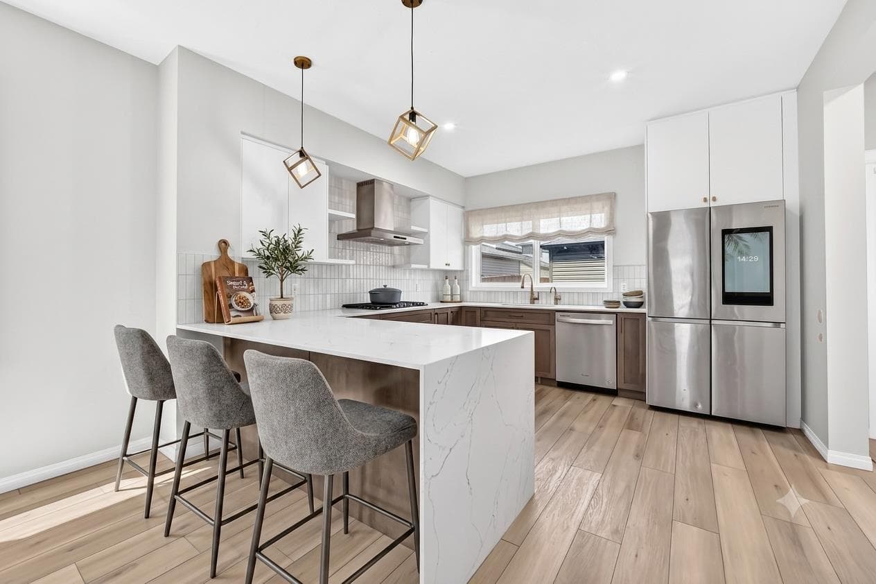 856 Midtown Drive SW