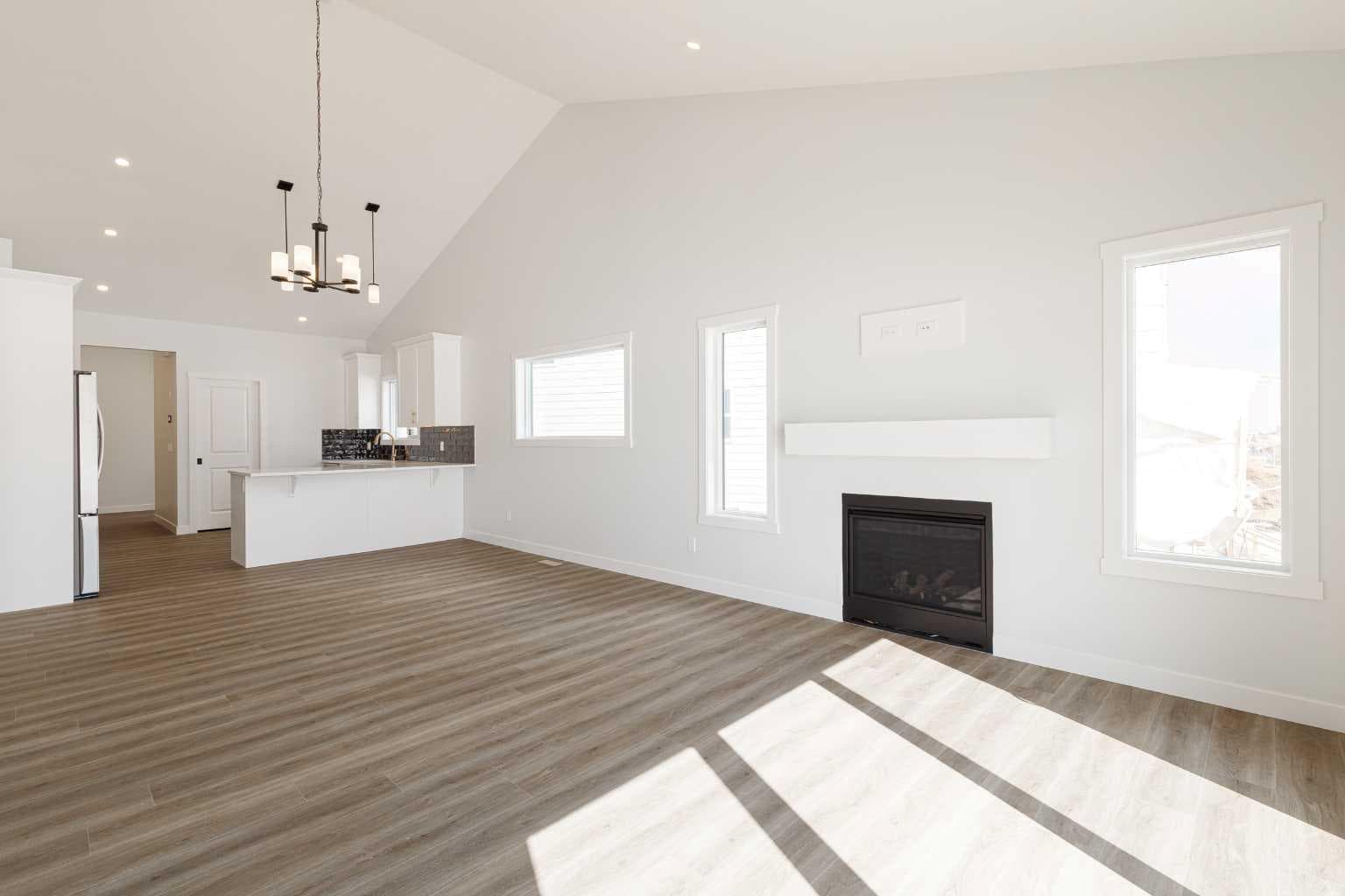 125 Monarch Bend 