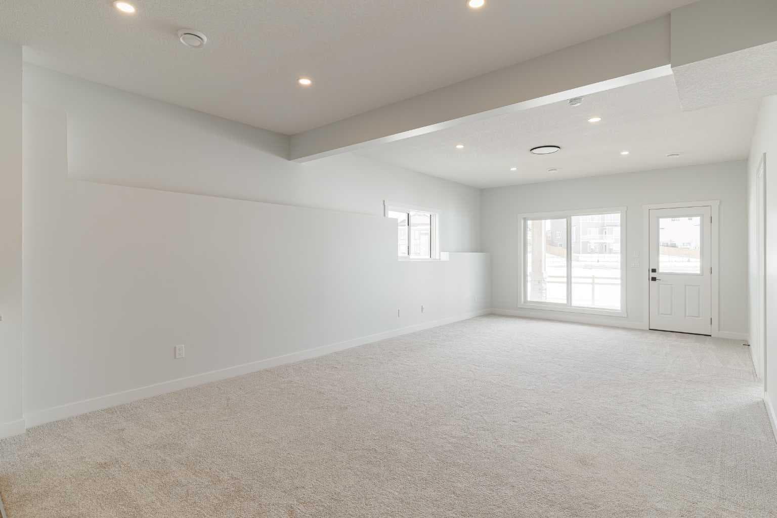125 Monarch Bend 