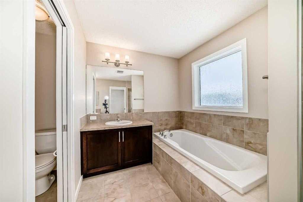 12 Kincora Mews NW