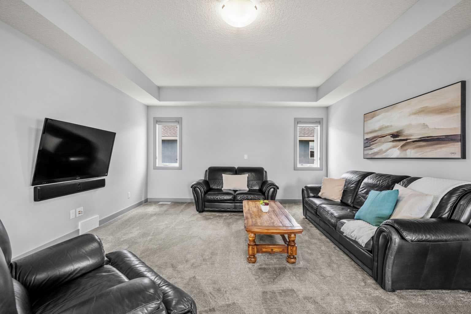 229 Stonemere Bay 