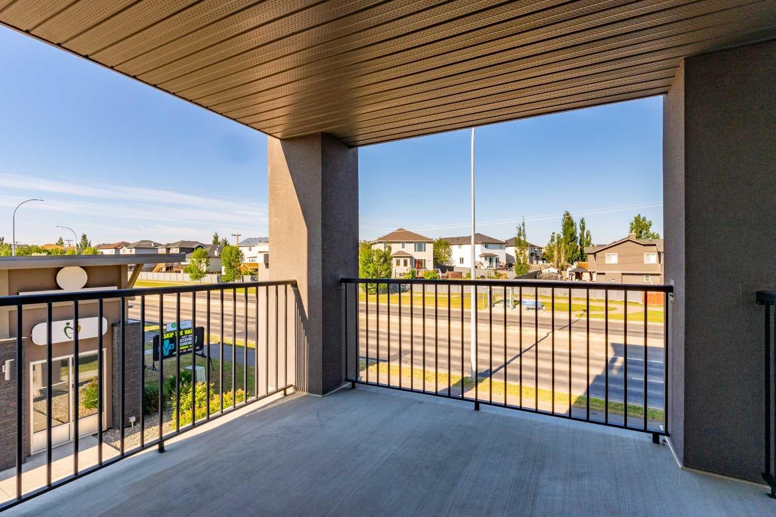 7202, 403 Mackenzie Way SW