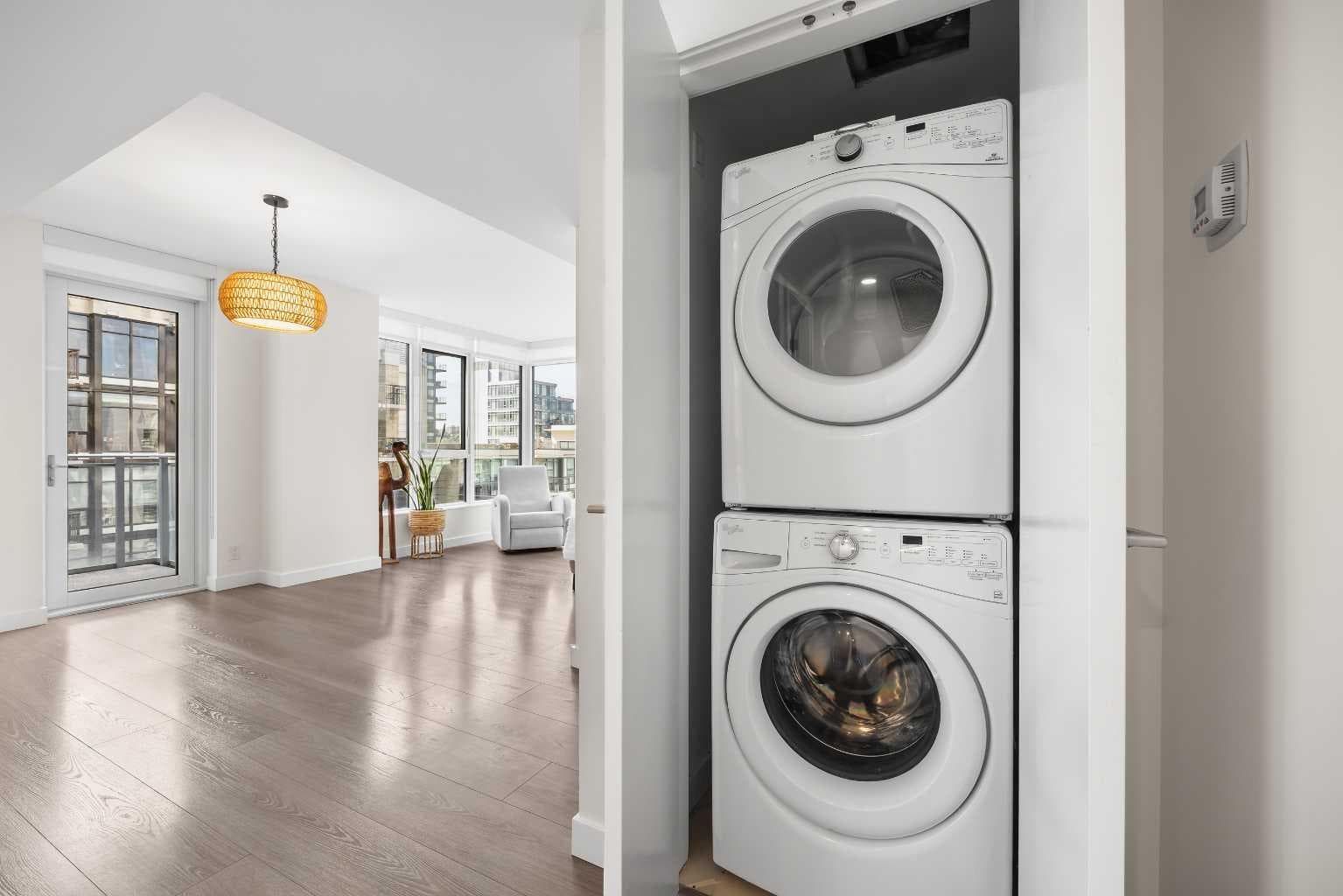 505, 108 Waterfront Court SW