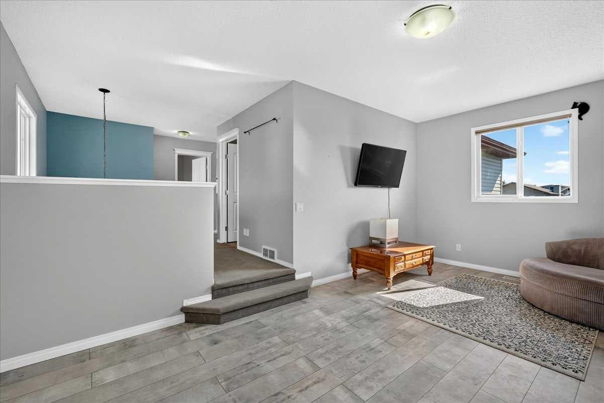 21 Mcintyre Place NW