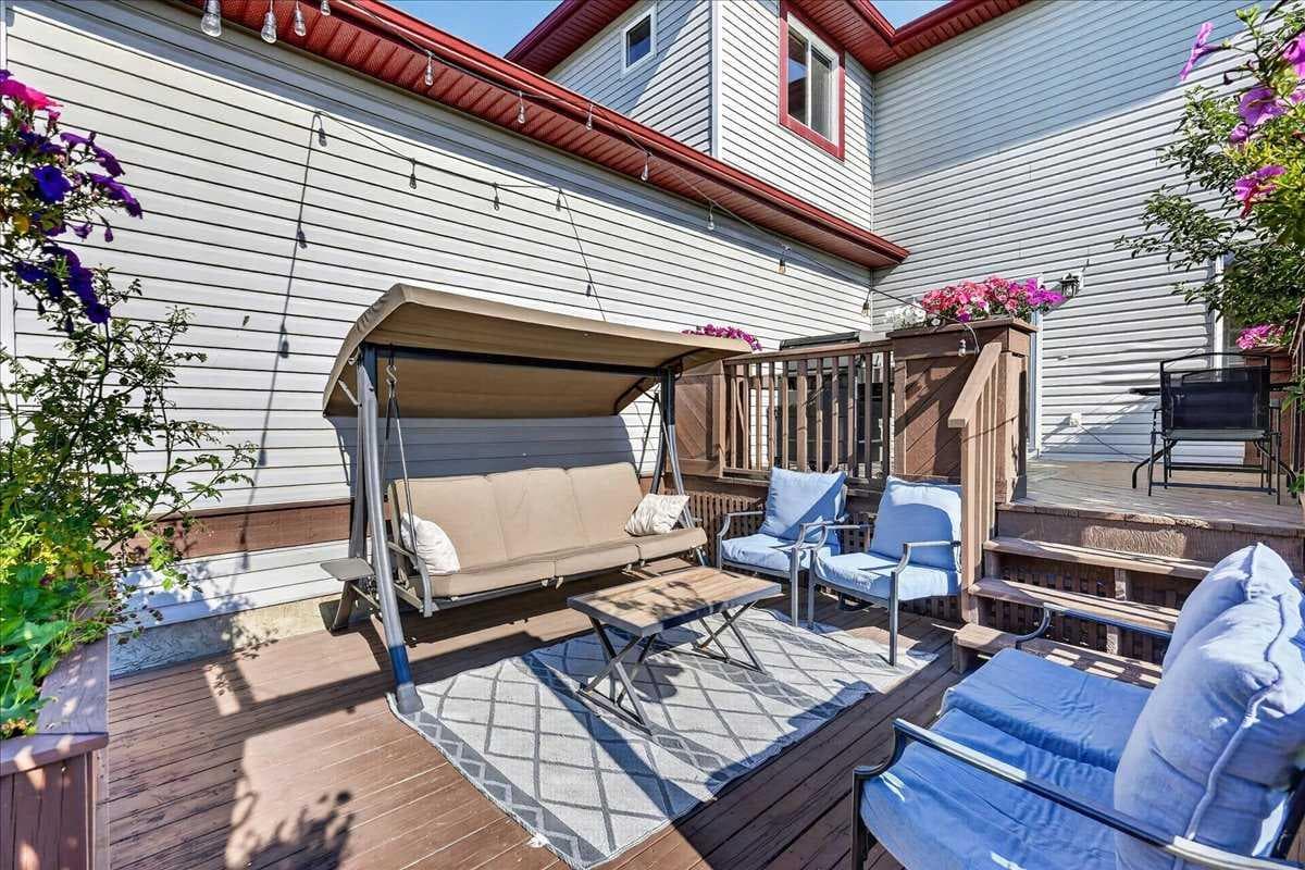 21 Mcintyre Place NW