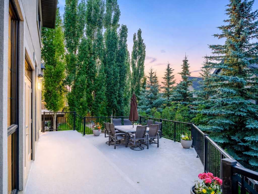 10 Aspen Ridge Way SW