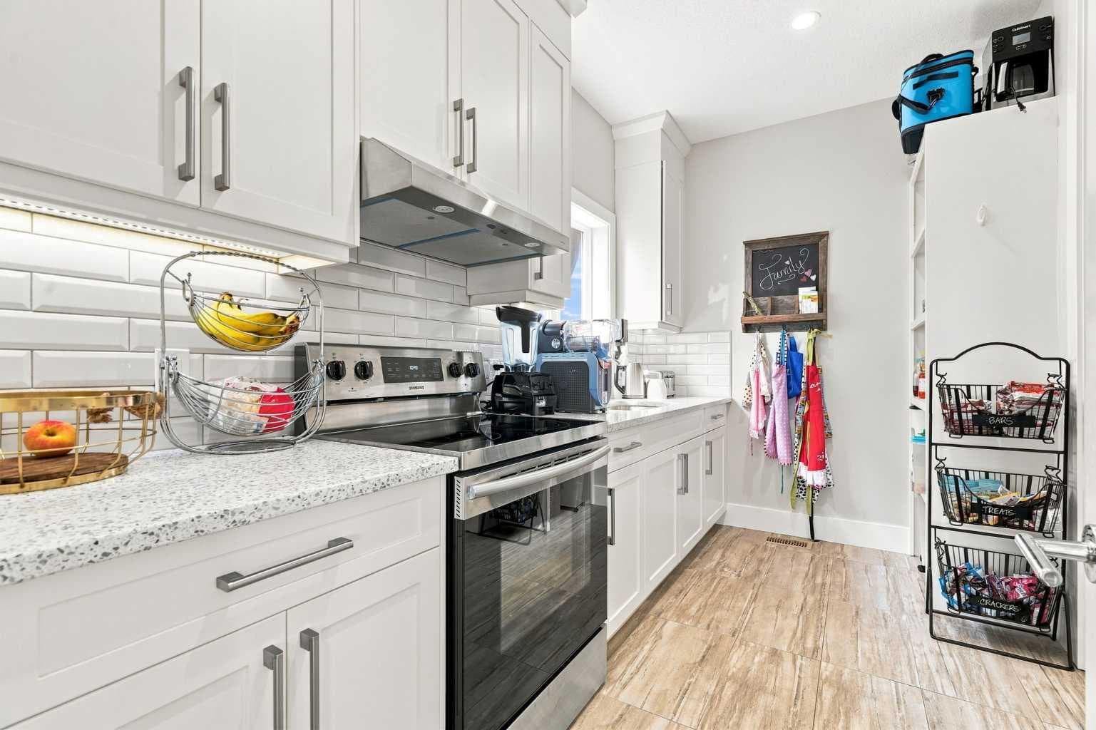 114 Kinniburgh Road 