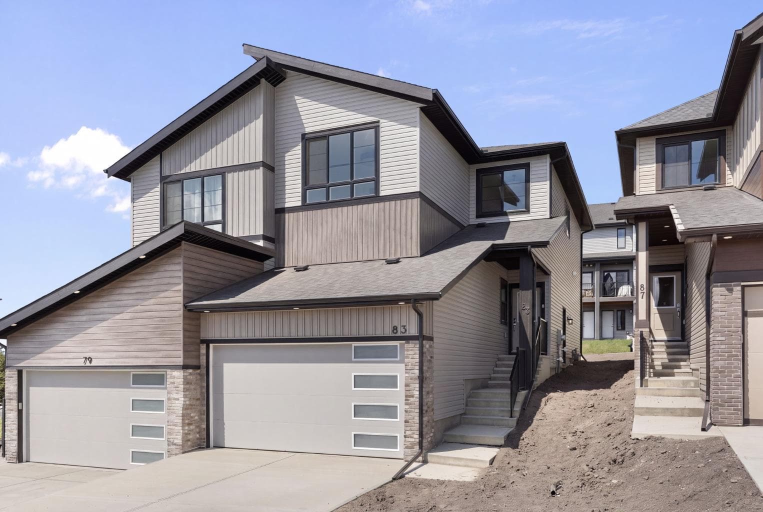 83 Heritage Manor 