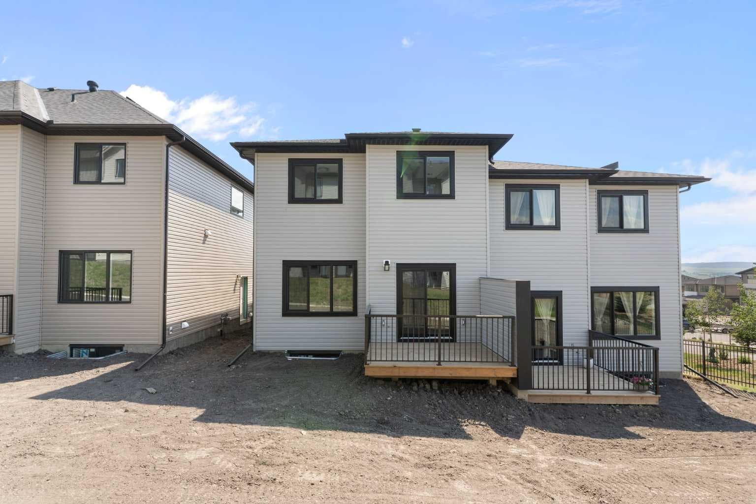 83 Heritage Manor 
