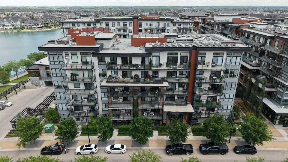 105, 2231 Mahogany Boulevard SE