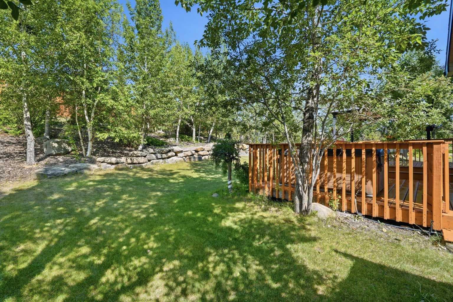 242 Tusslewood Grove NW