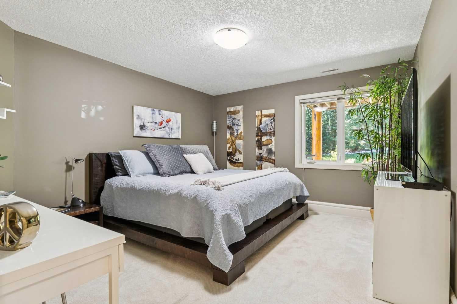 119 Wild Rose Close 