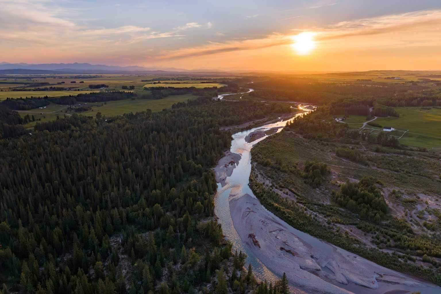 15 Elbow River Point 