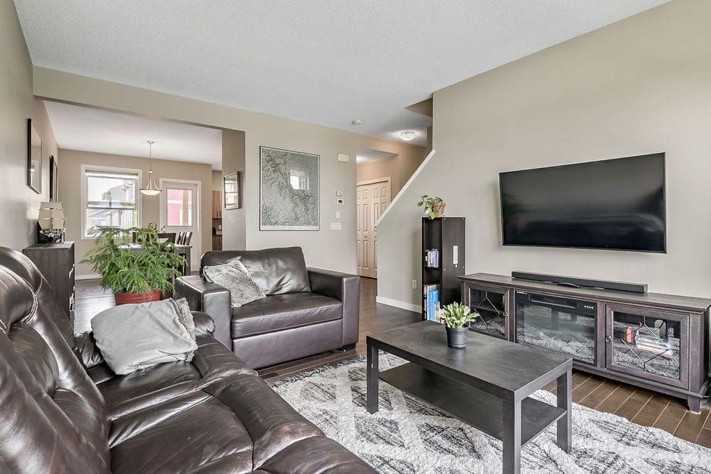 1410, 10 Auburn Bay Avenue SE