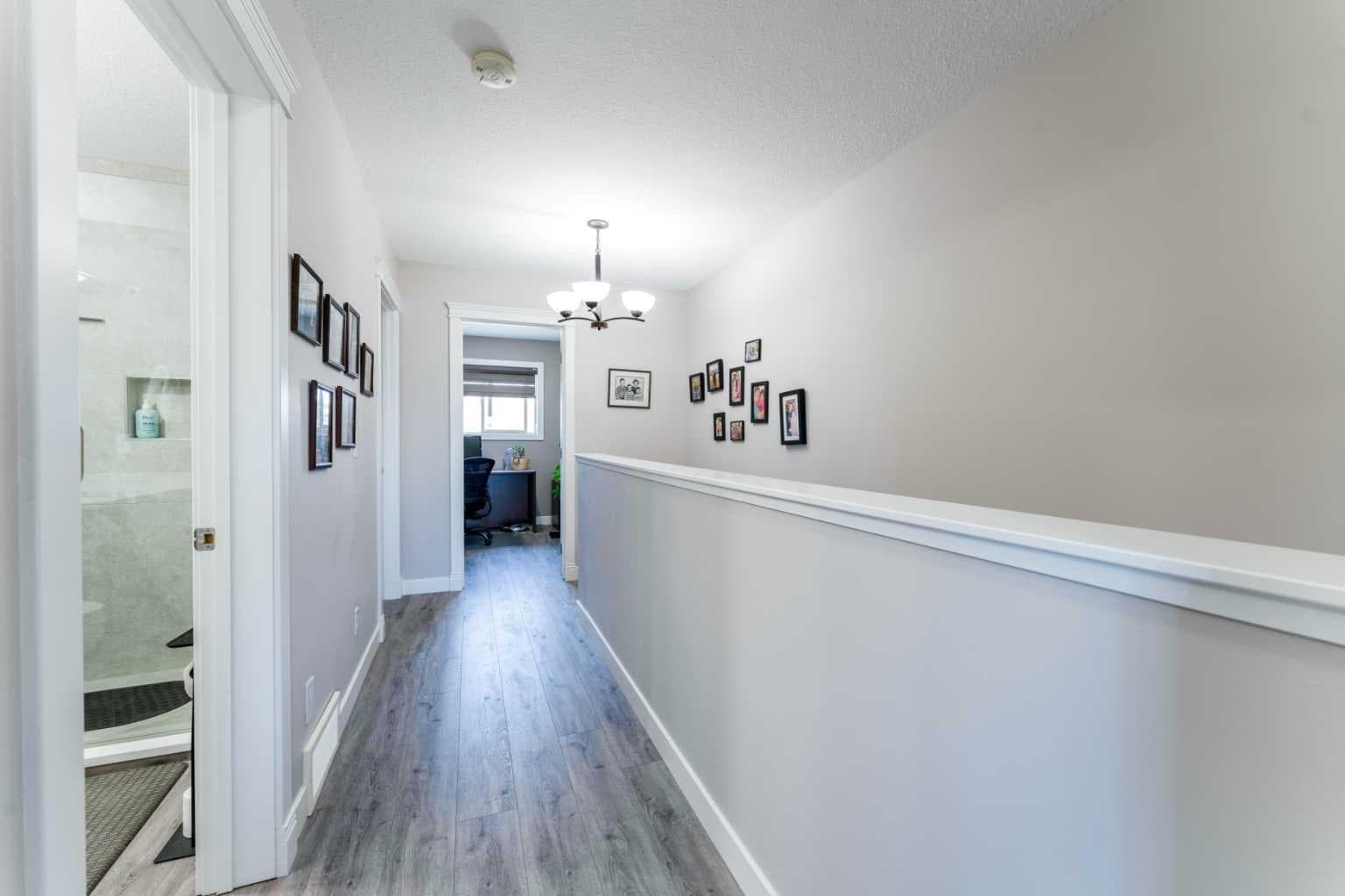 222 Bayside Point SW