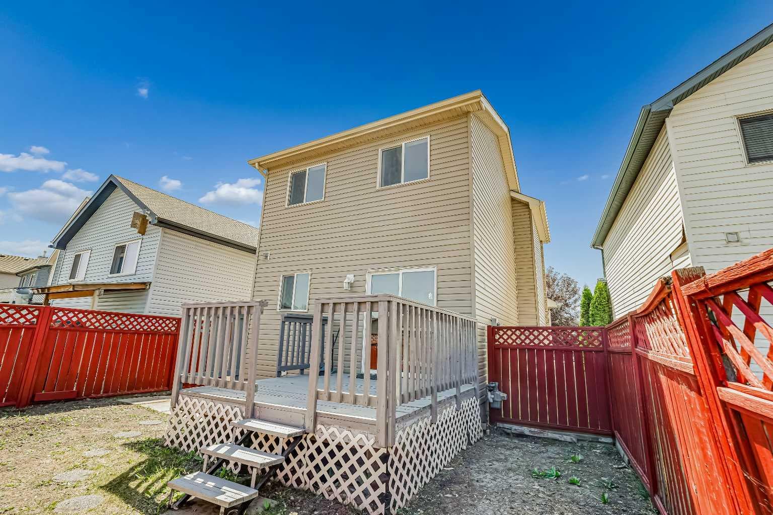 163 Saddlemont Crescent NE