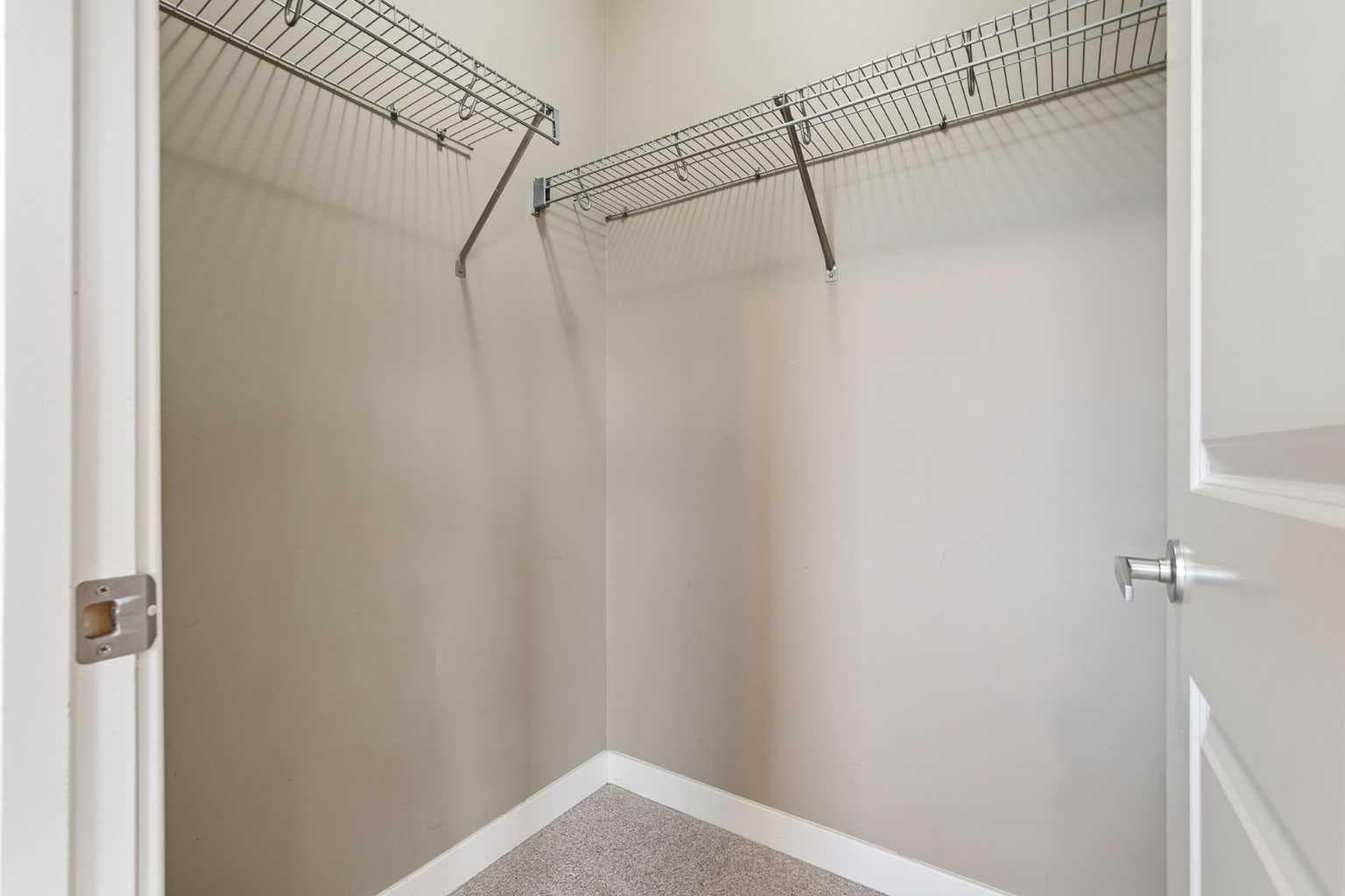 441, 11 Millrise Drive SW