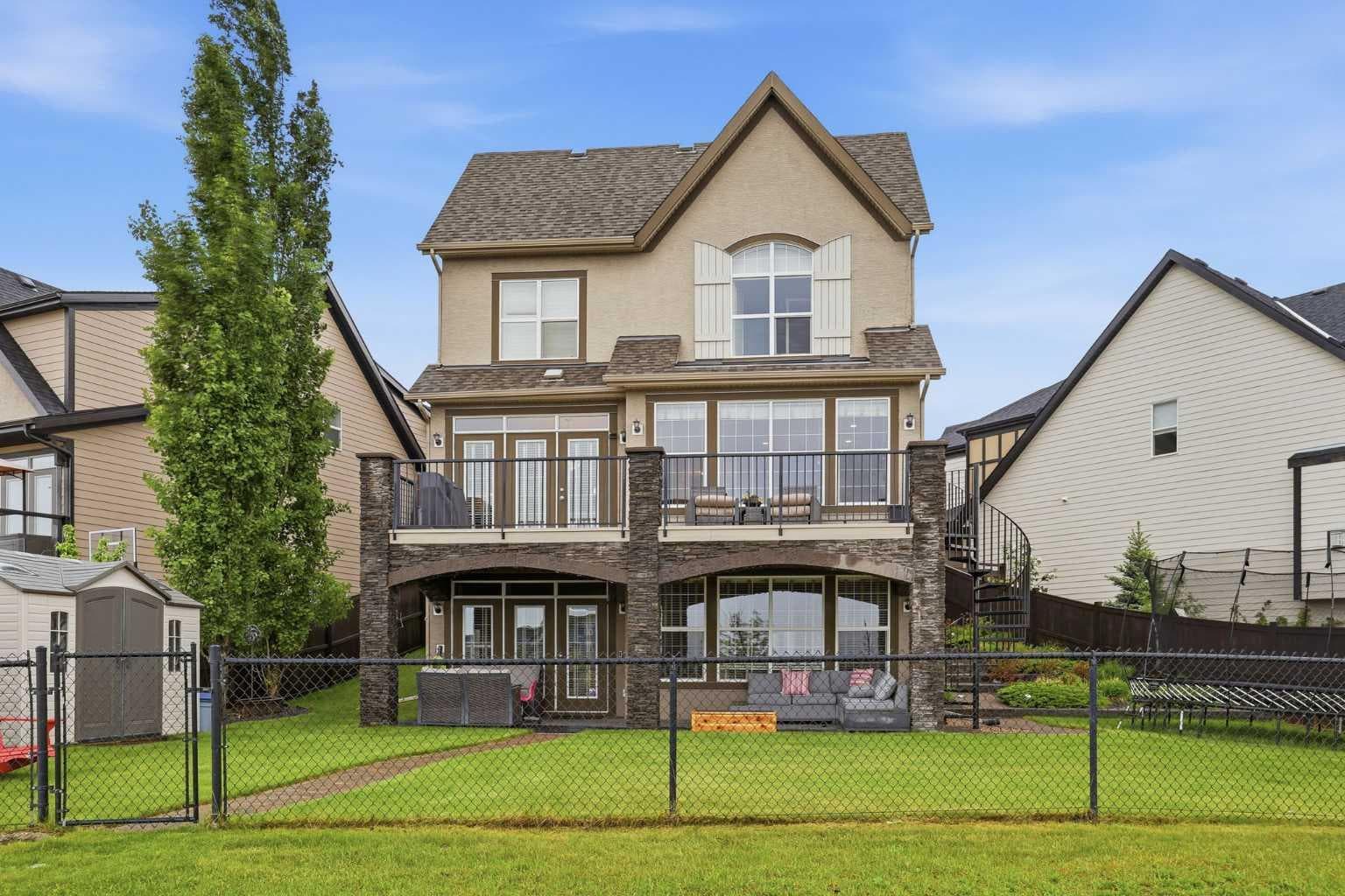 127 Marquis Grove SE