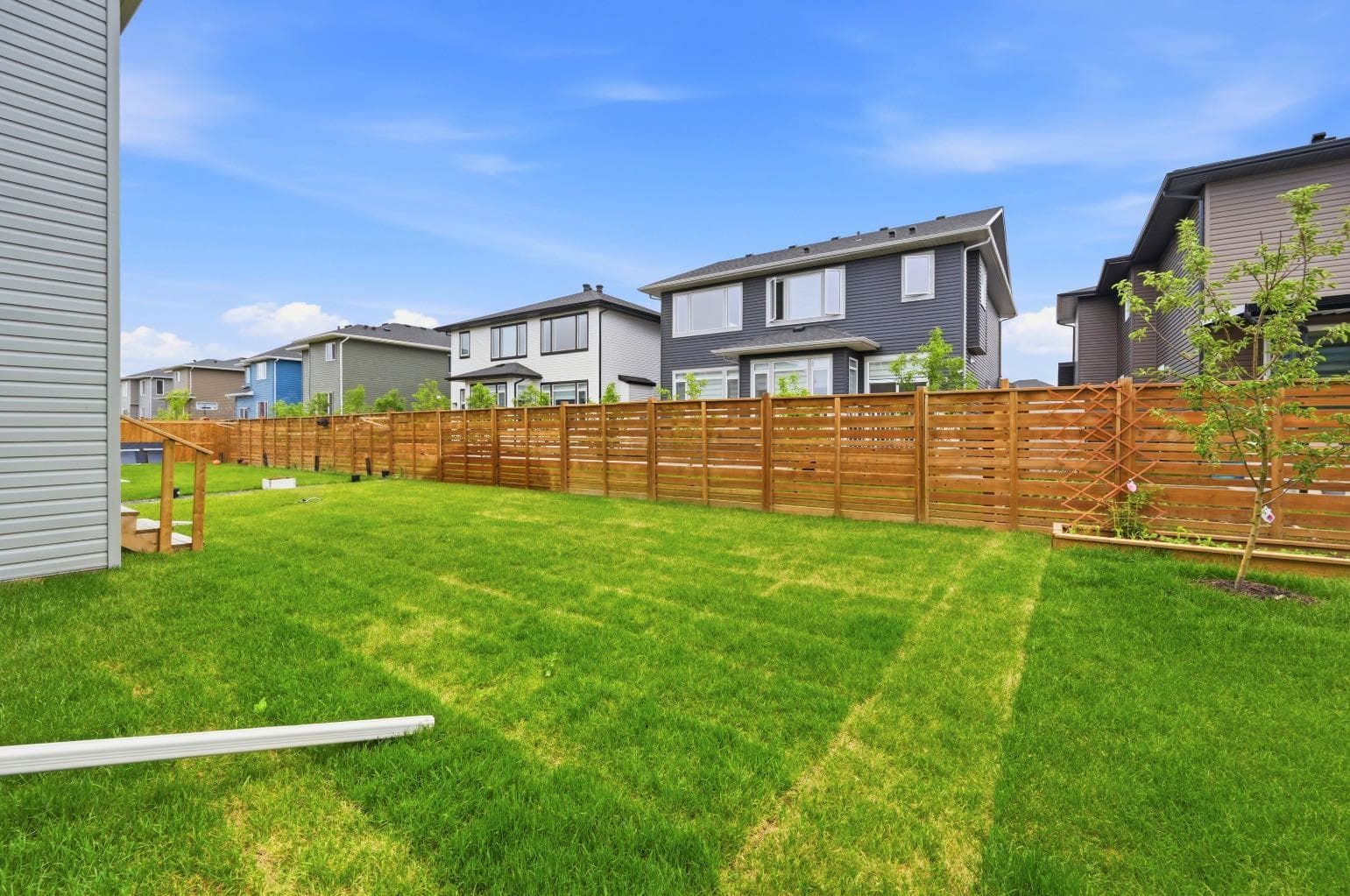 432 Dawson Circle 