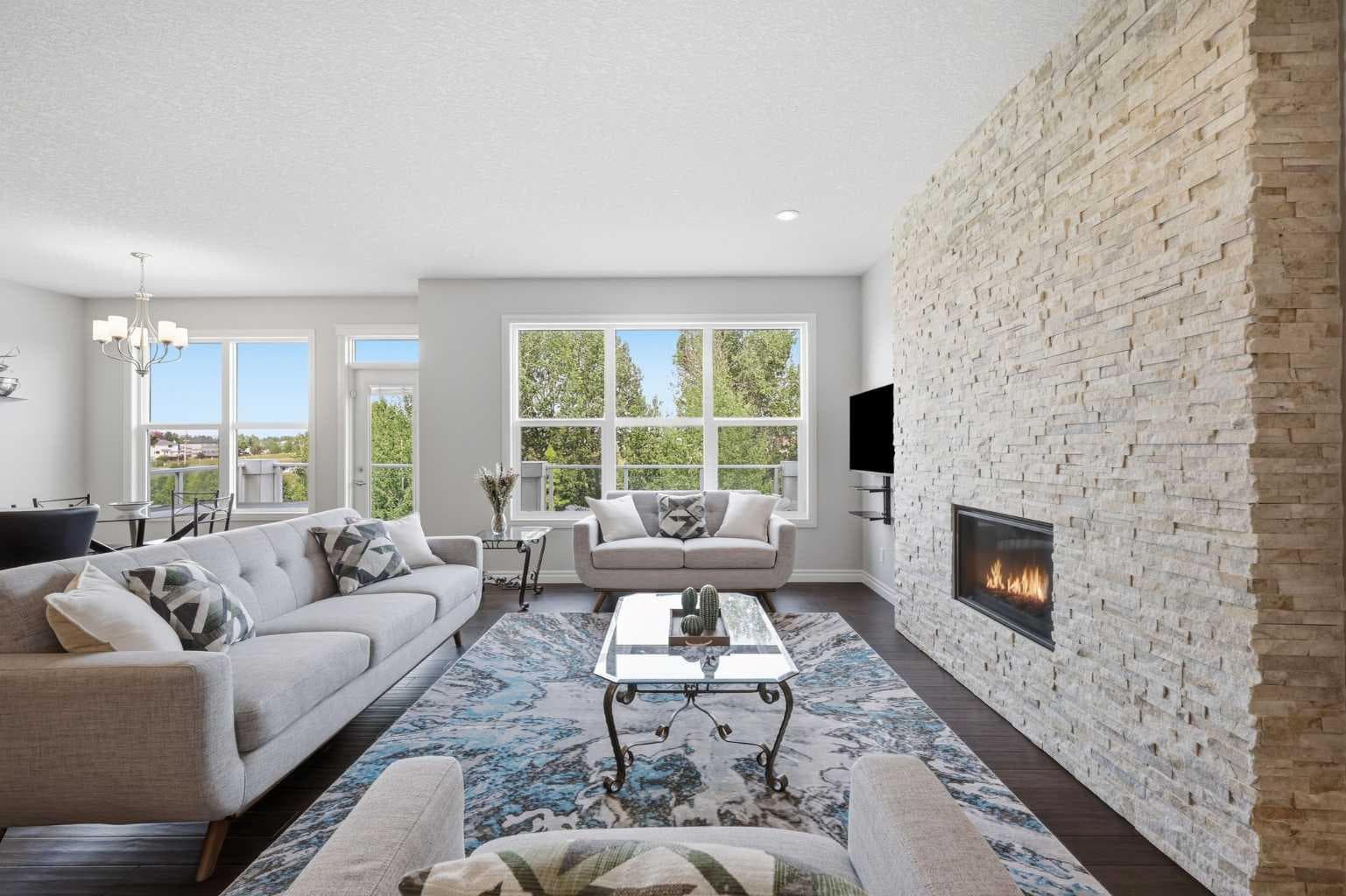 190 Riviera View 
