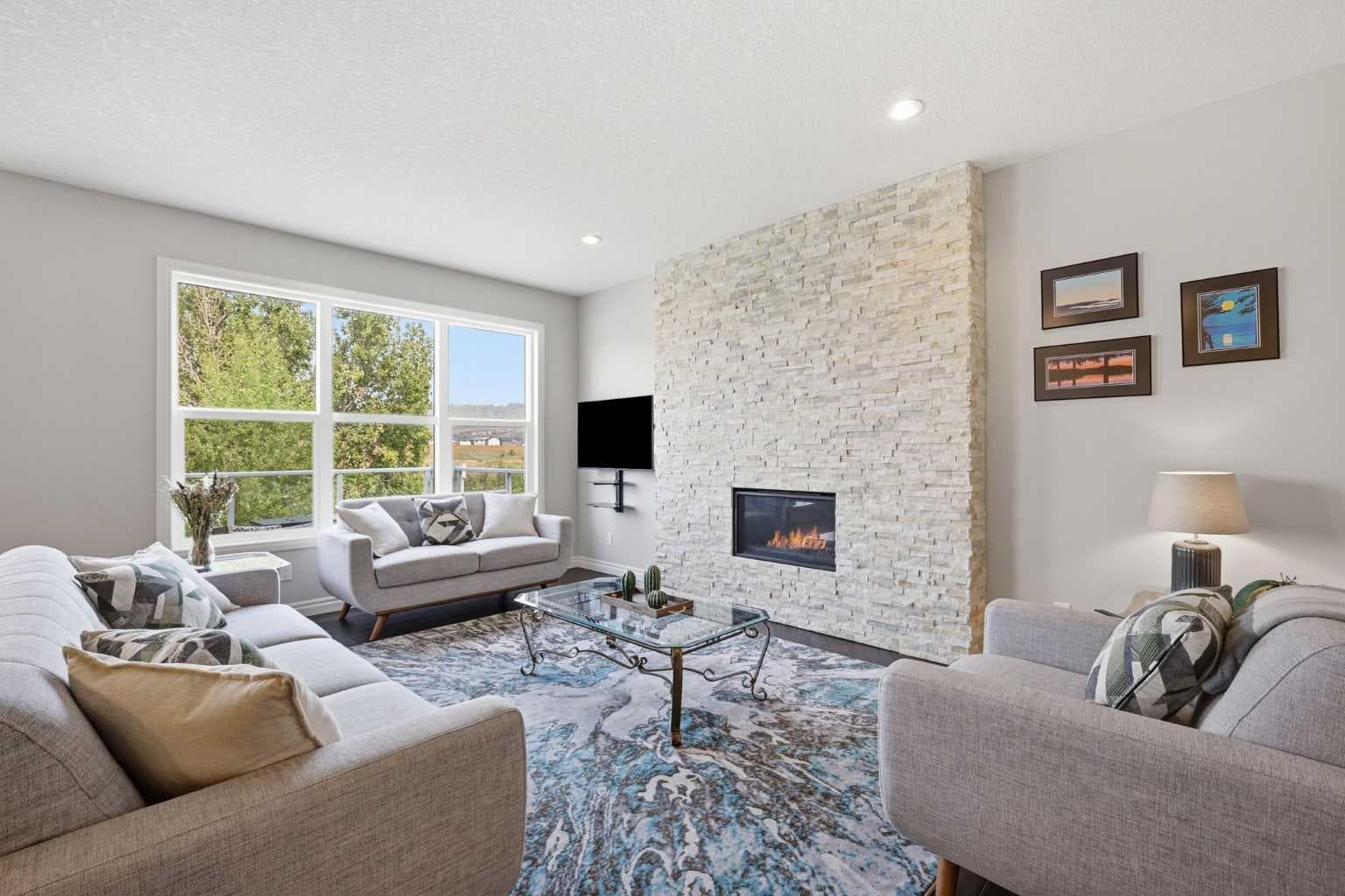 190 Riviera View 