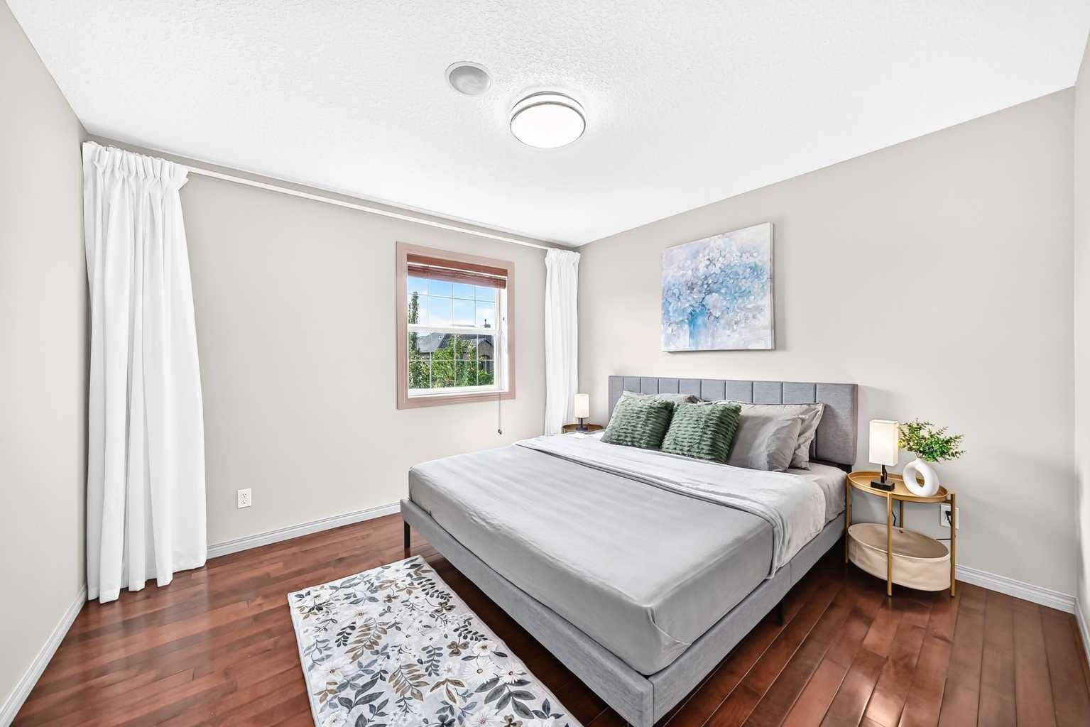 14 Springborough Crescent SW